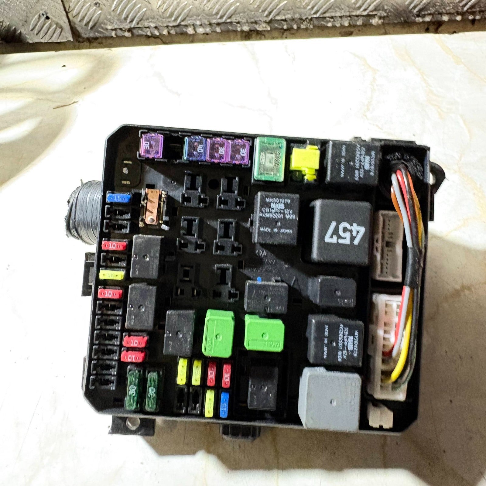 Mitsubishi ASX Engine Bay Fuse & Relay Box PR061-02000/8565A012 (2010-2011)