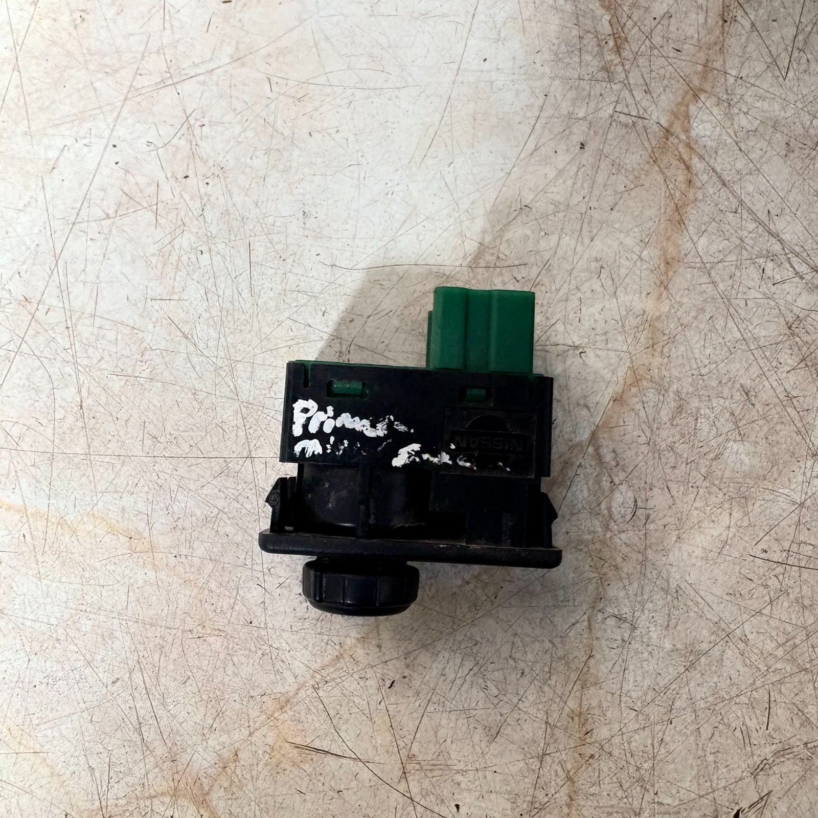 Nissan Primera P12 Almera N16 Navara D22 Electric Mirror Control Switch