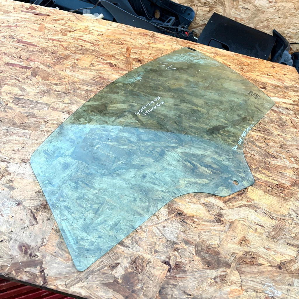 Fiat Punto 2003 5DR Passenger Side Front Window Drop Glass