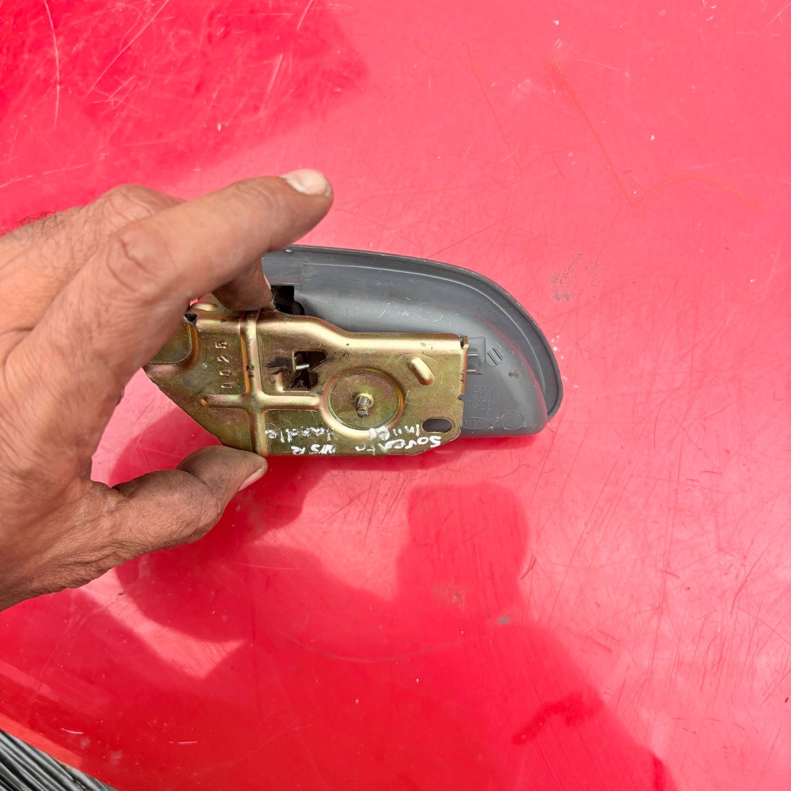 Kia Sorento Rear Passenger Side Back Door Interior Handle