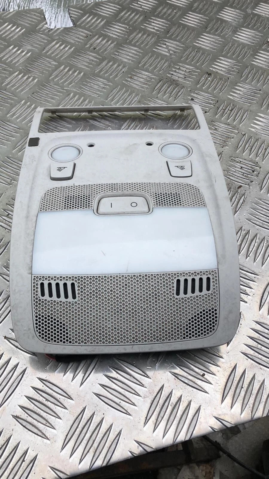 2007 - 2012 AUDI A5 8T INTERIOR COURTESY READING LIGHT 8K0951177