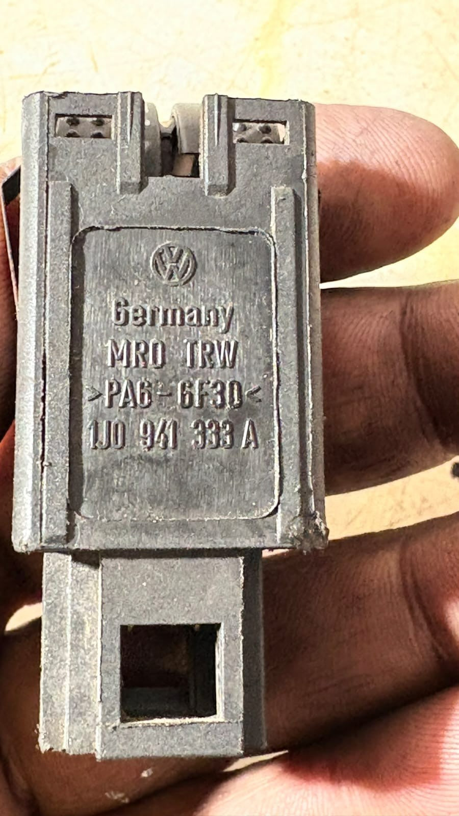 VOLKSWAGEN BORA MK1 1.9 TDI HEADLIGHT ADJUSTMENT SWITCH 1J0941333A