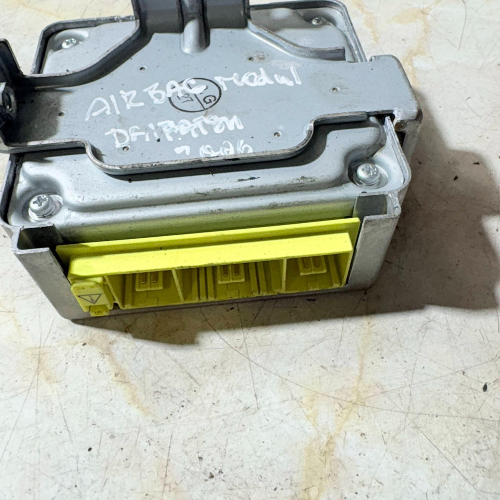 Daihatsu 2006 Airbag Control module 89170-87428