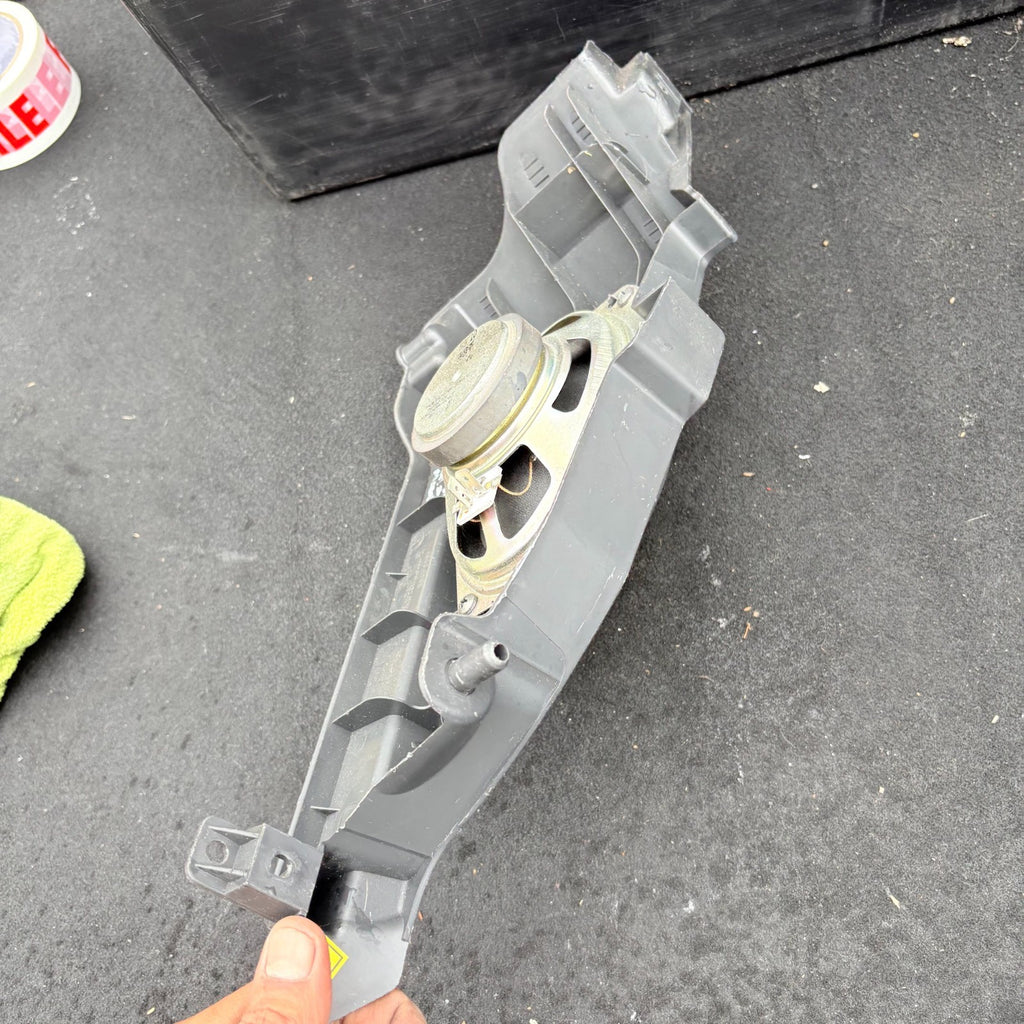 2010 Chevrolet Aveo Left Side Rear Parcel Shelf Speaker Trim 96456886