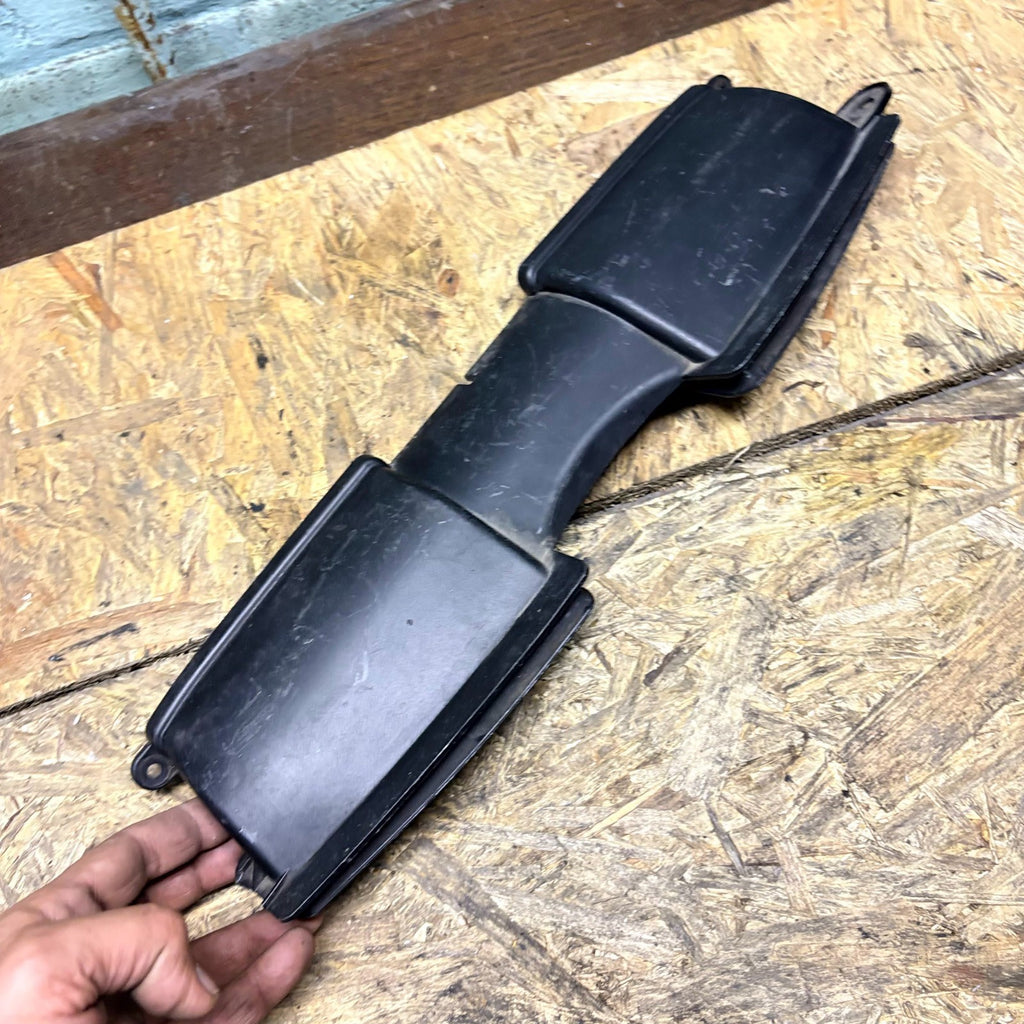 BMW 3 Series E90 E91 Air Intake Duct Suction Hood Front 13717541738 2004-2012