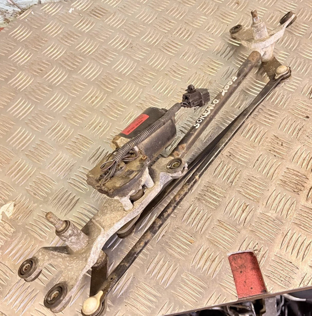 98100-3E900 Kia Sorento MK1 02-09 Front Windscreen Wiper Motor & Linkage Mech