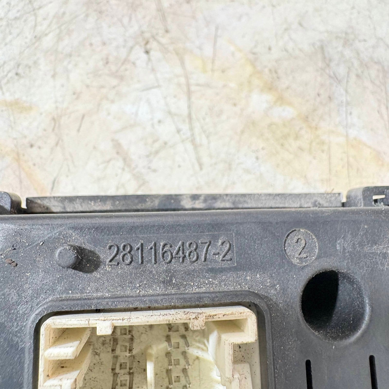 Citroen C4 FUSE BOX CONTROL MODULE 281201906C