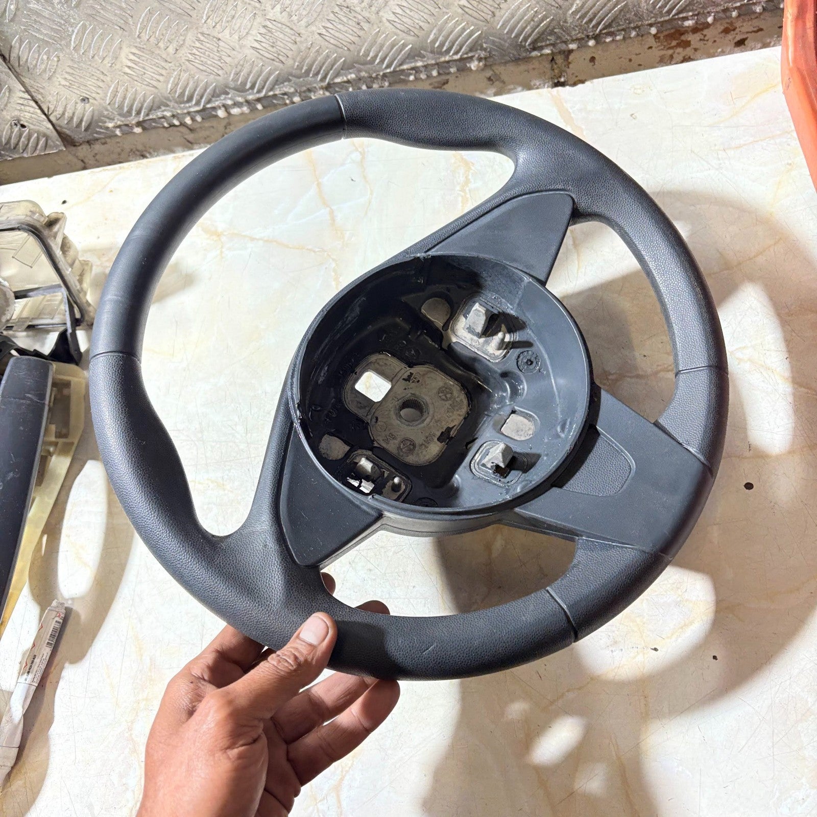 FORD KA MK2 BLACK LEATHER STEERING WHEEL 2008-2016 THREE SPOKE