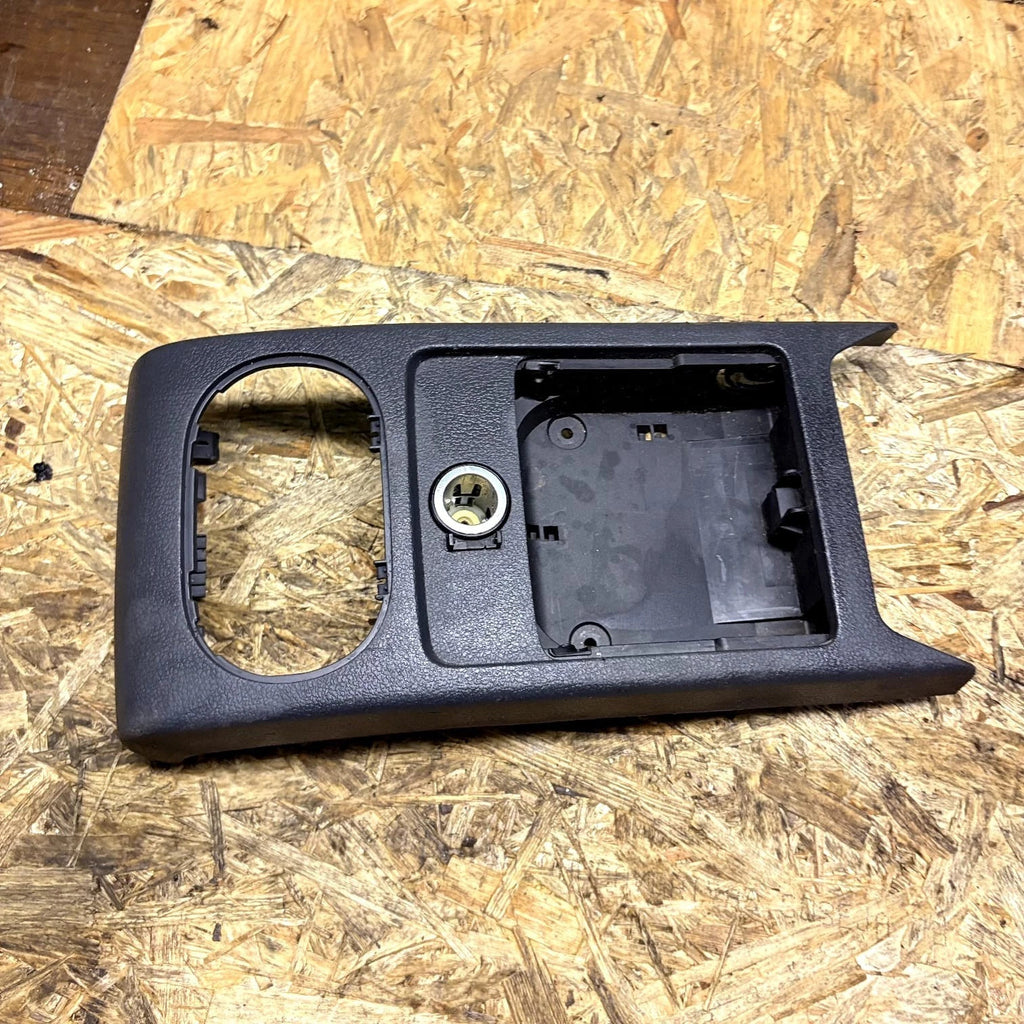 VW Golf Plus Mk5 2005-2009 Rear Centre Console Air Vent Trim 5M0863289A