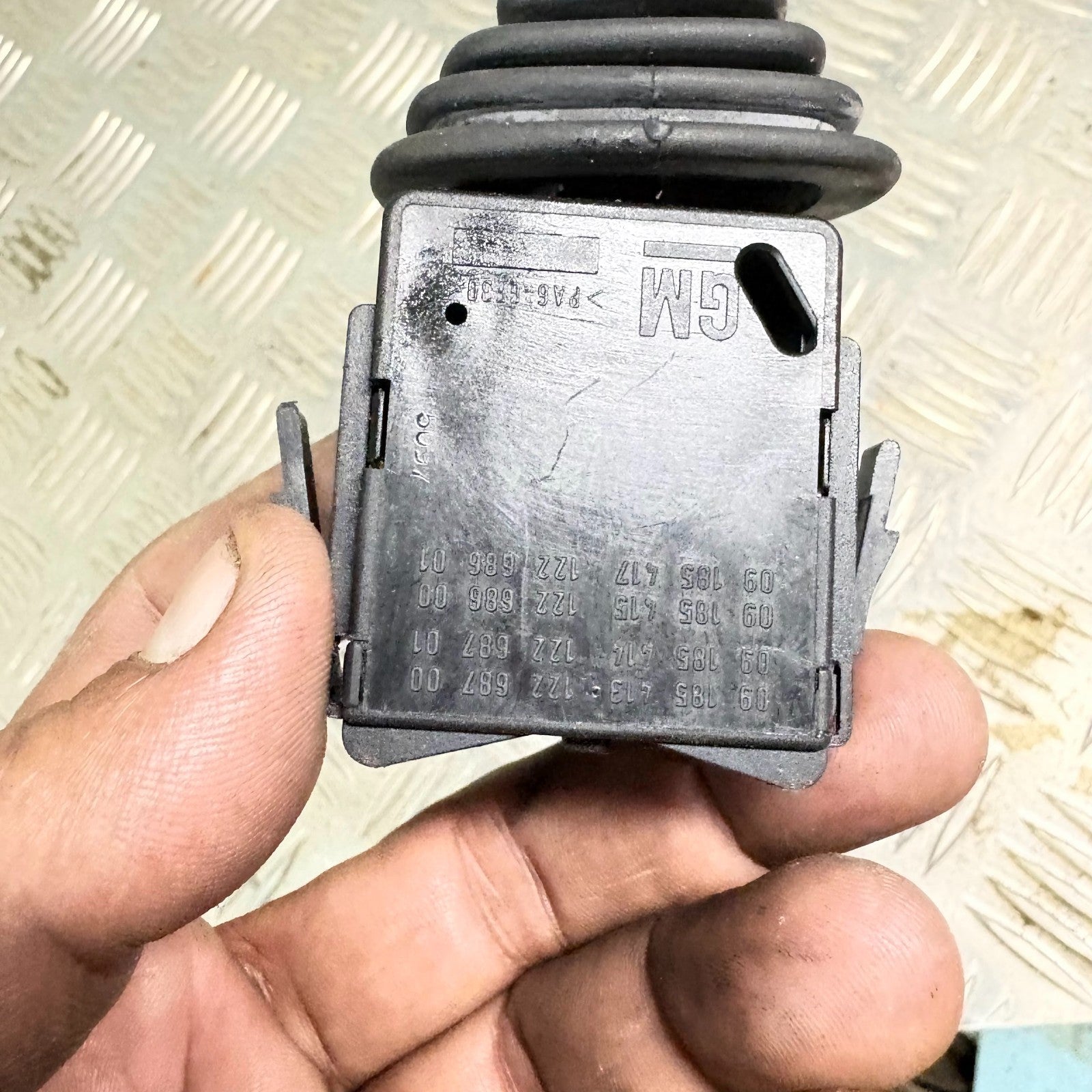 Vaxuhall Combo C 2003 Turn signal indicator stalk 09185415