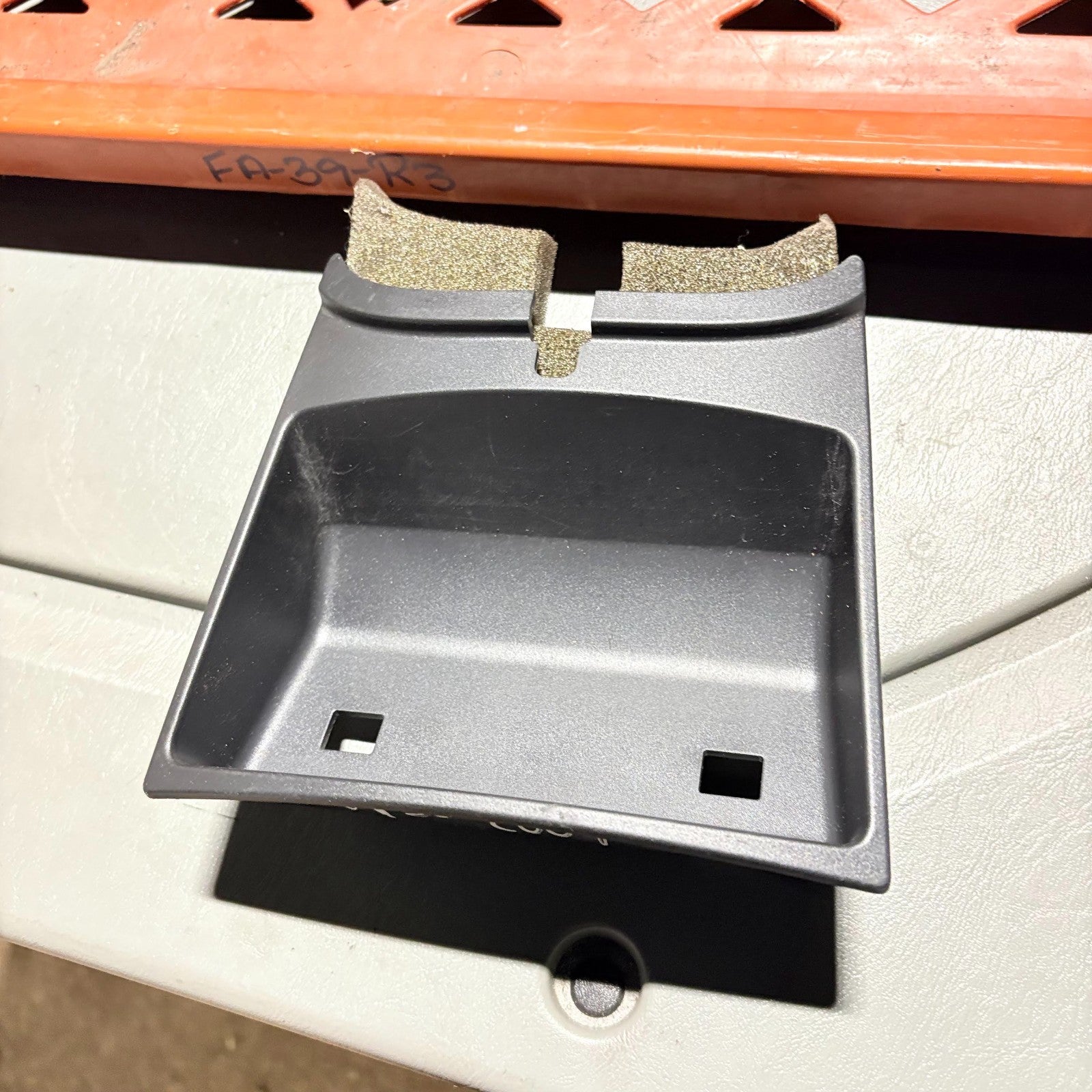 VOLVO V50 2004-2012 FRONT CENTRE CONSOLE STORAGE POCKET 30755394
