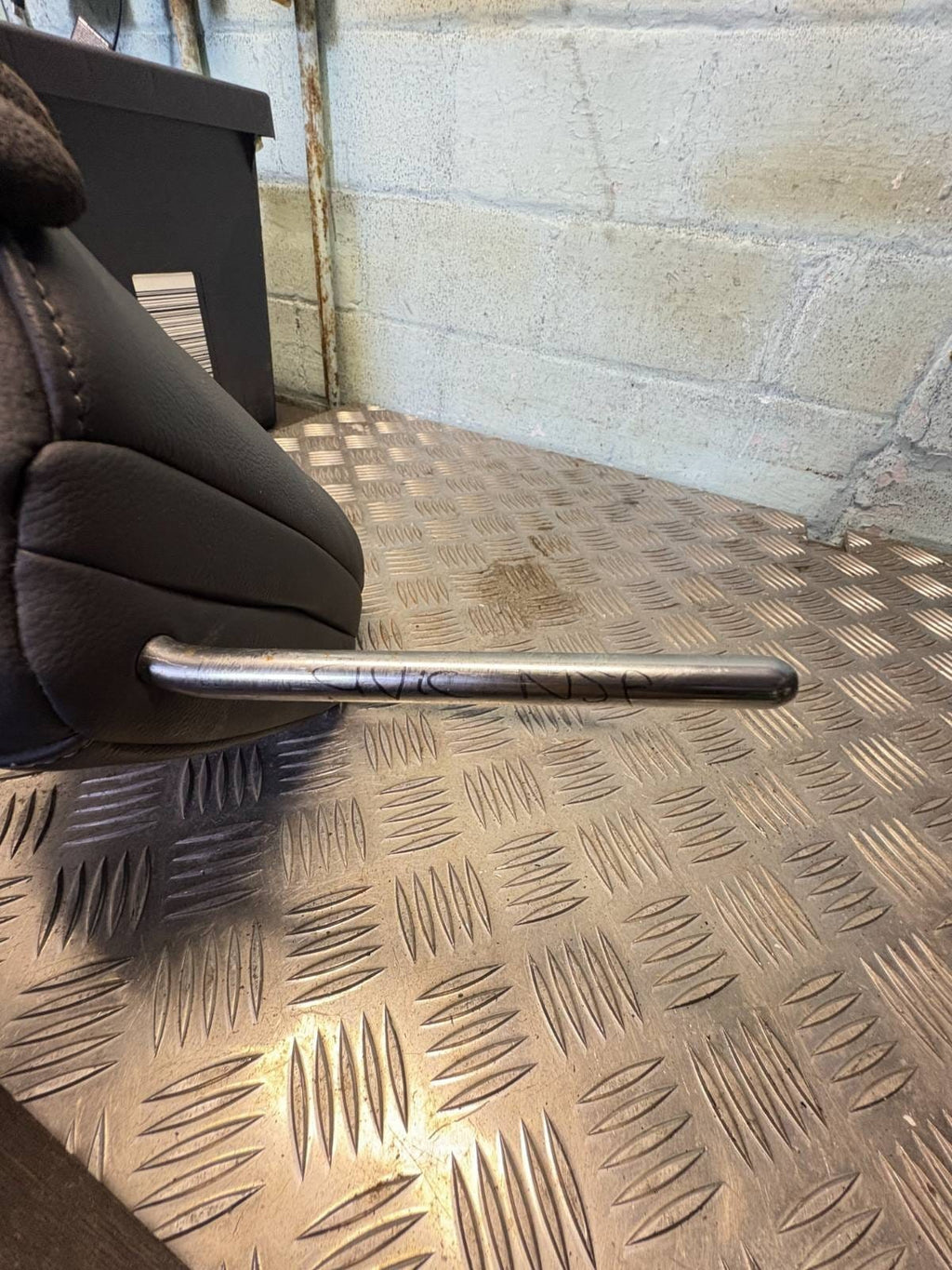 Honda Civic Left NSR Front Headrest Head Rest leather