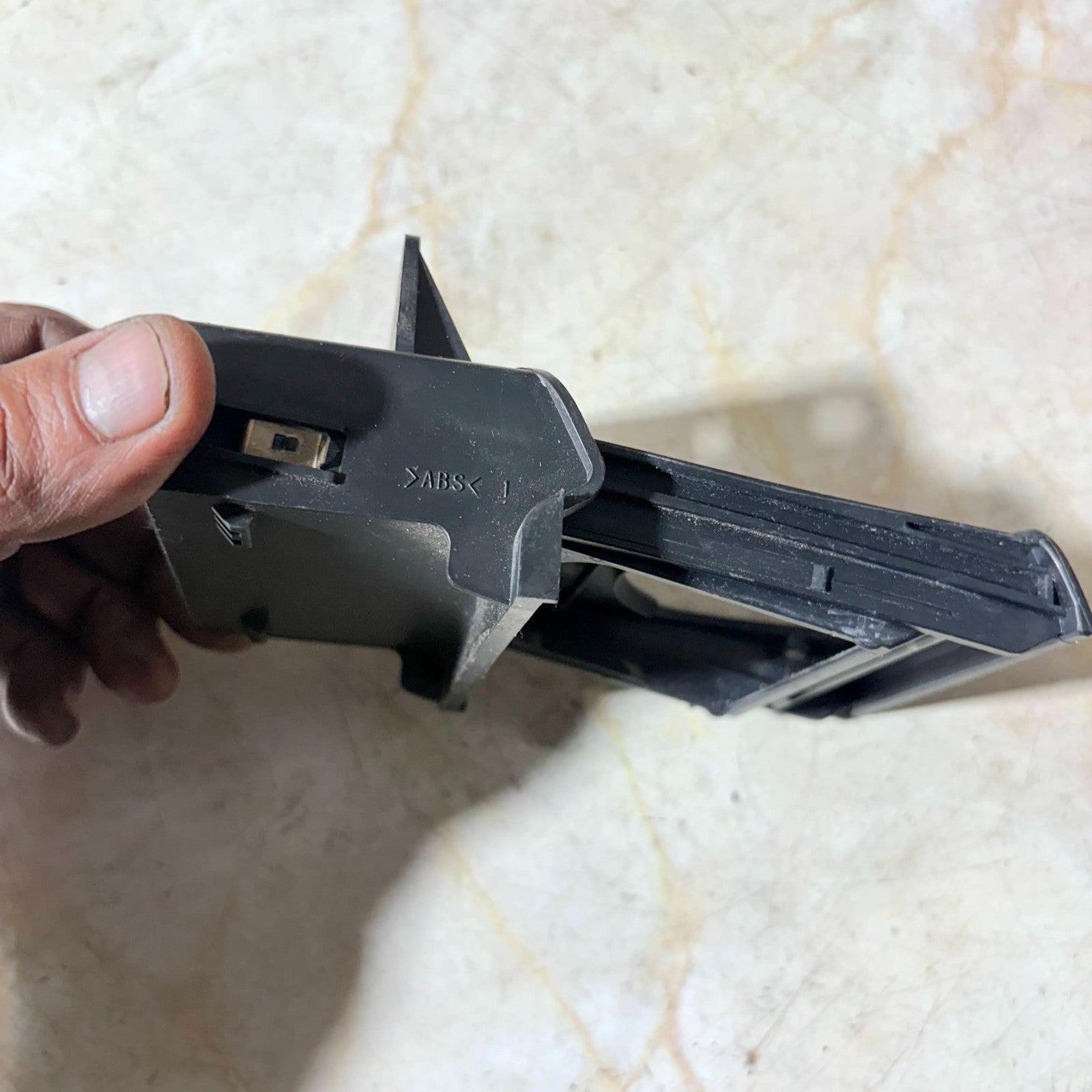 NISSAN CUBE Z11 5DR 2003-2008 CUP HOLDER