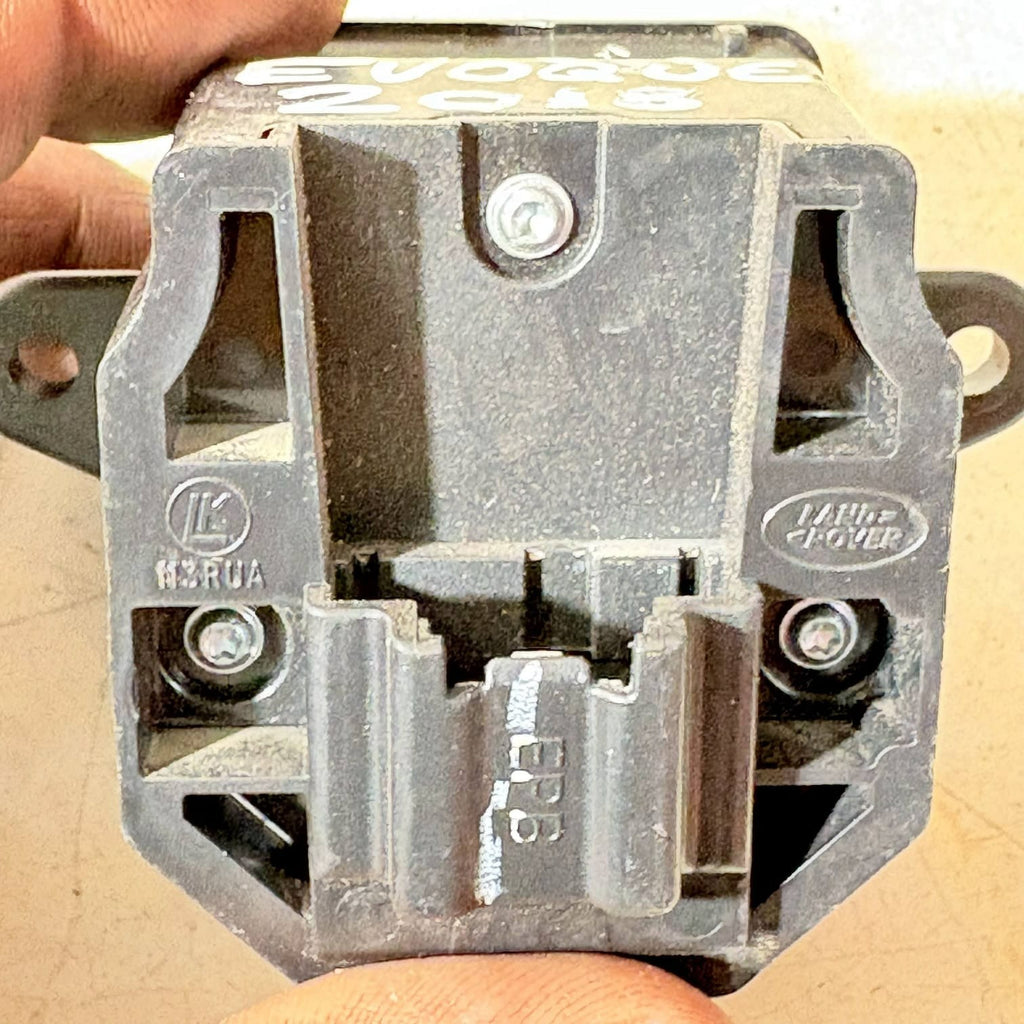 RANGE ROVER EVOQUE HANBDRAKE PARKING BRAKE SWITCH L538 2018 GJ32-2B623-AA