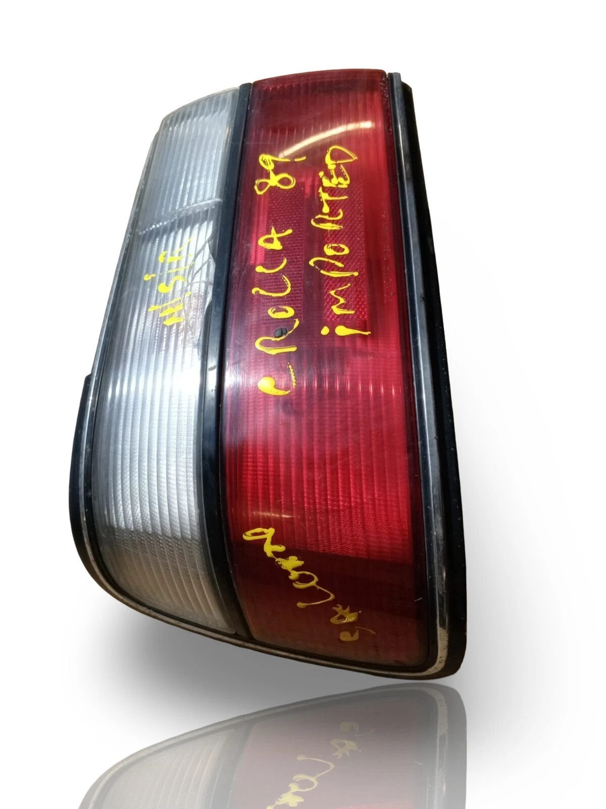 Toyota Corolla AE90 AE92 EE90 Sedan 1987-1991 Rear LH Tail Light Lamp (Damaged)
