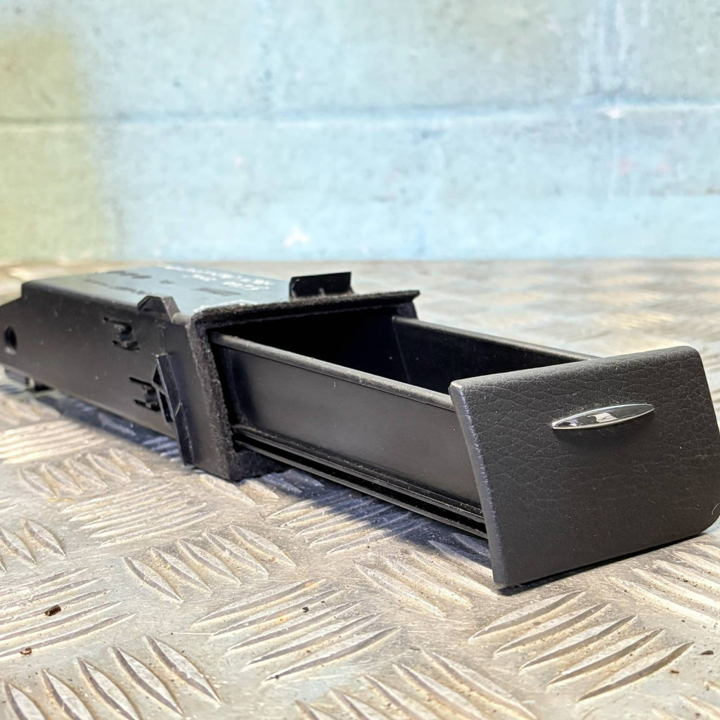 STORAGE COMPARTMENT CENTER CONSOLE Mercedes-Benz E (W211) A2116801952-2006