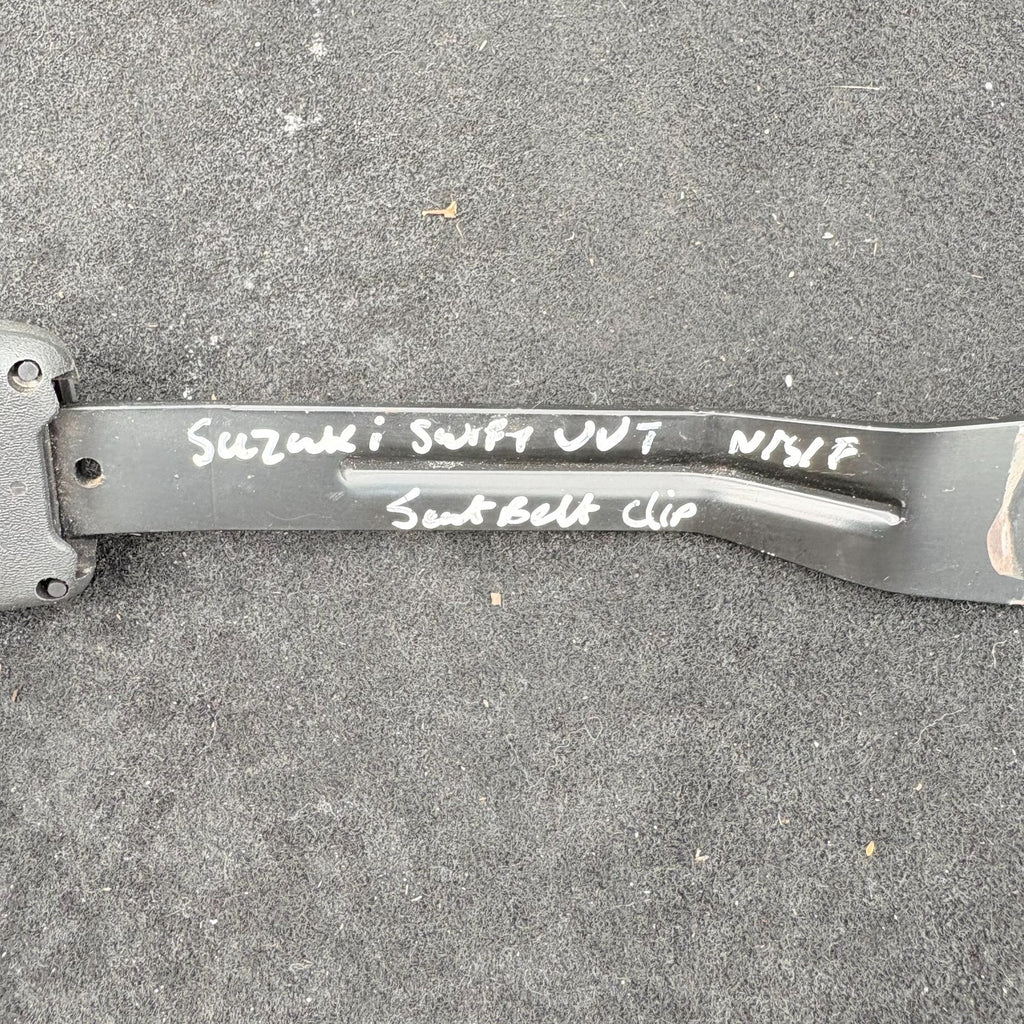 SUZUKI SWIFT FRONT PASSENGER SEAT BELT STALK BUCKLE E034501