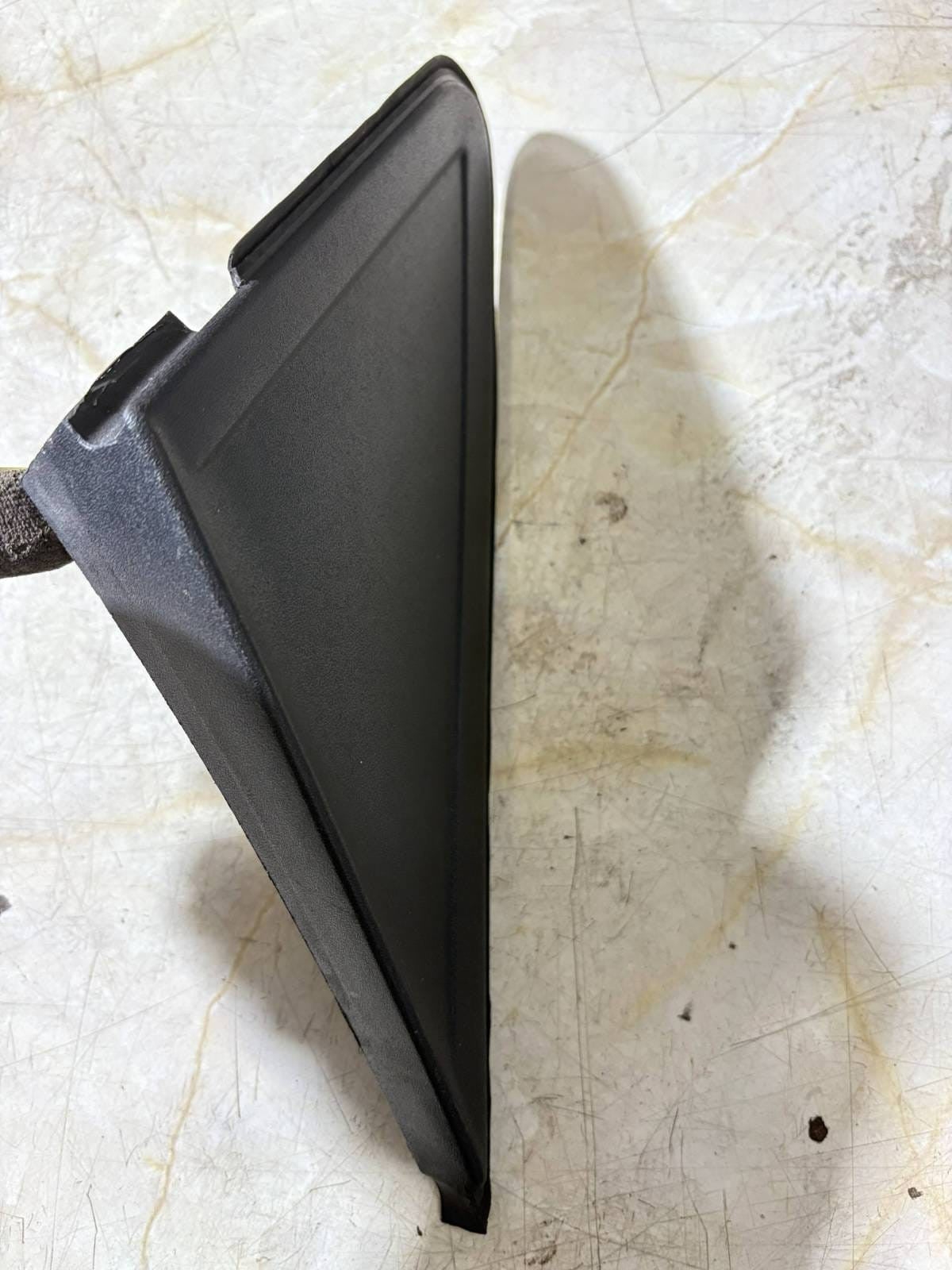FORD FOCUS NSF LEFT PASSENGER SIDE FRONT WING MIRROR TRIM 4M51A16004A 2005