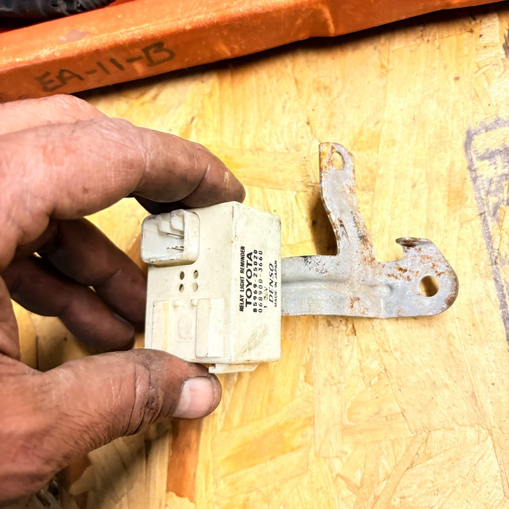 Toyota Dyna 2009 Headlight Reminder Relay 85969-25020