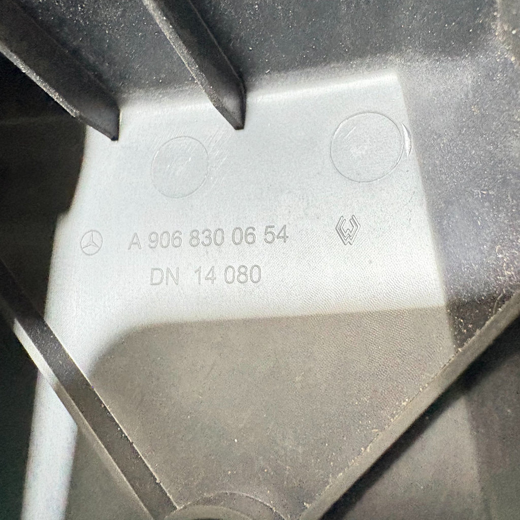 Mercedes Sprinter W906 Left Dash Air Vent Heater A9068300654 2006-2017