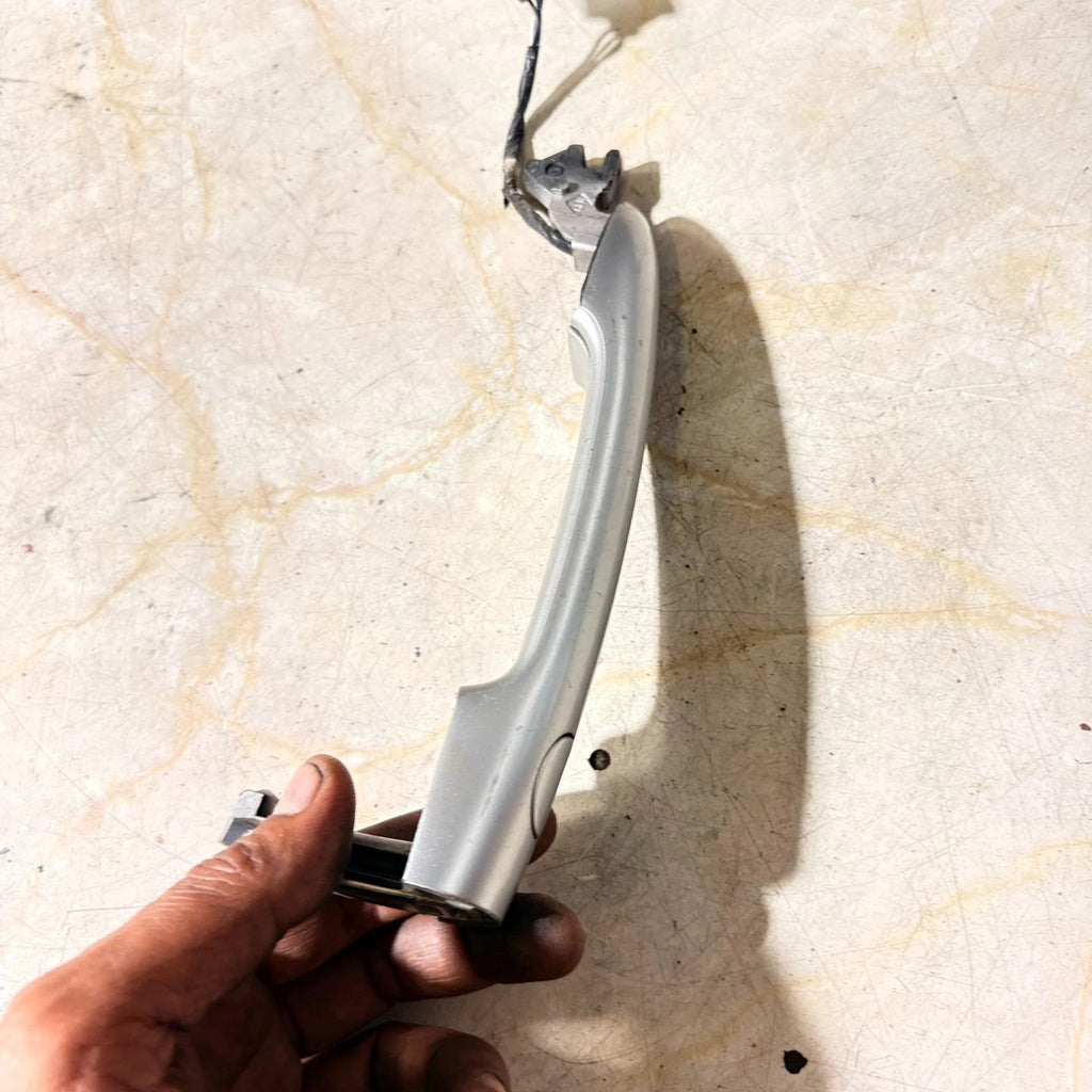 RENAULT MEGANE MK2 2002-2009 FRONT LEFT SIDE DOOR HANDLE 8200289825