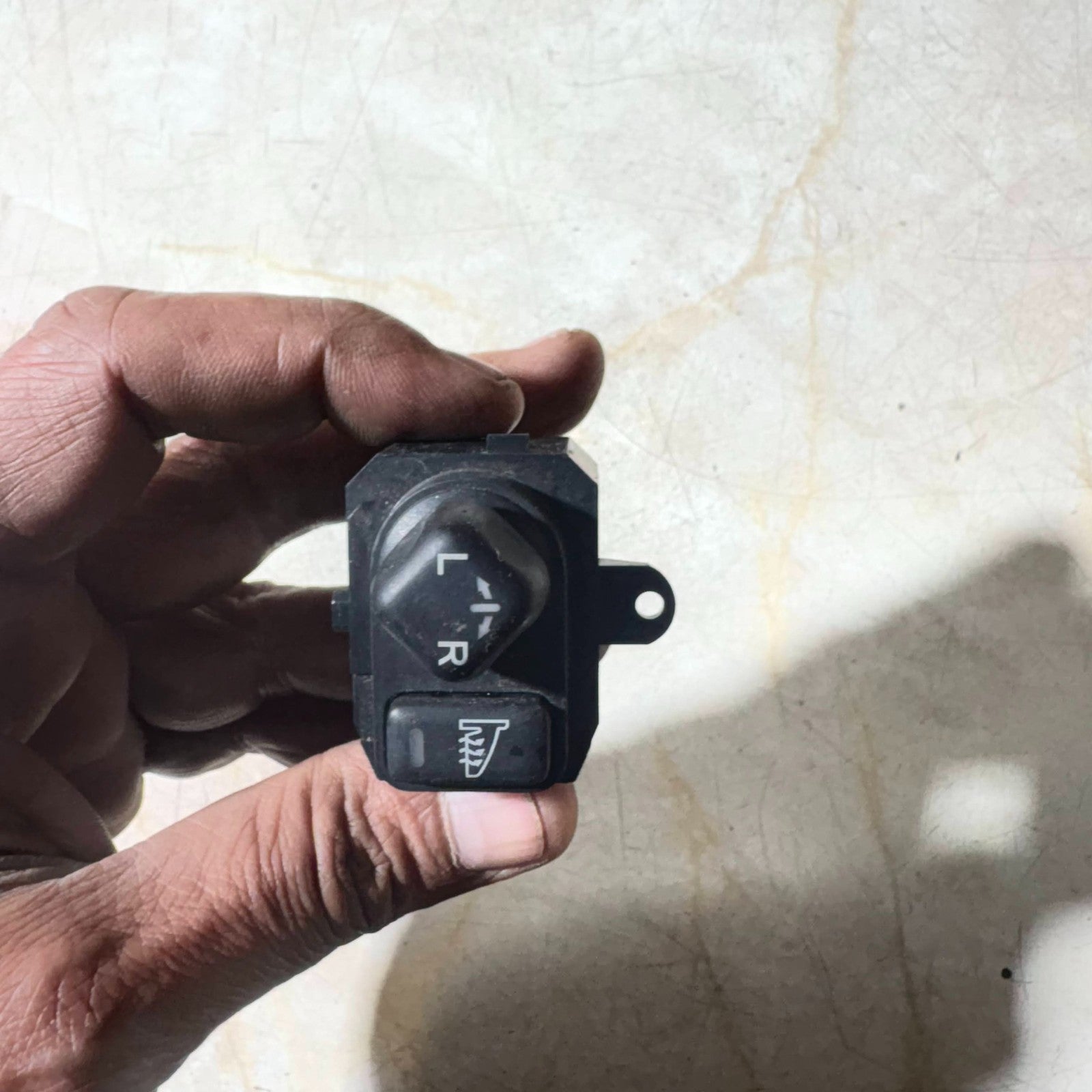 2004-2007 Honda Accord 7th Gen RHD Front Right Mirror Control Switch Heated