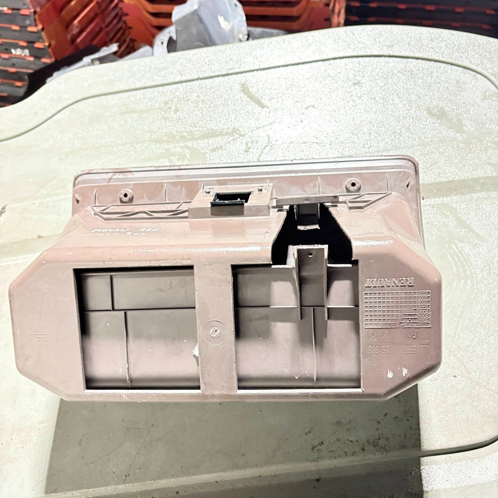 Renault Master II Movano Interstar 1997-2004 Glove Box Storage Compartment