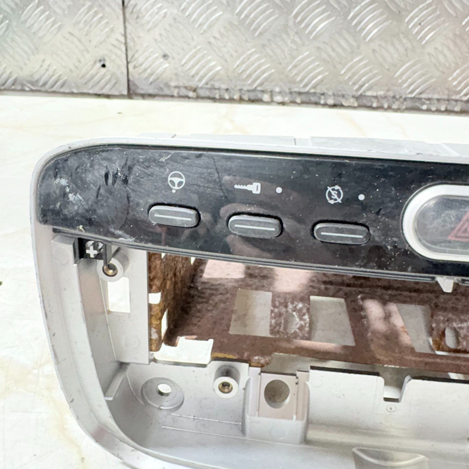 FIAT PUNTO EVO 2010-2015 DASHBOARD SWITCH ASSEMBLY