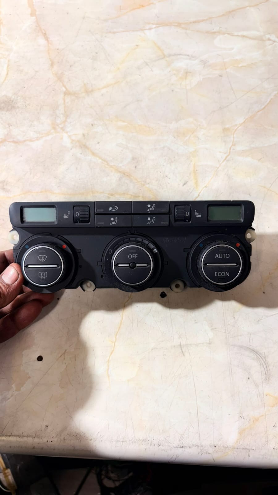 Volkswagen Tiguan 2006 Climate control unit module 1K0907044DA LIQ702