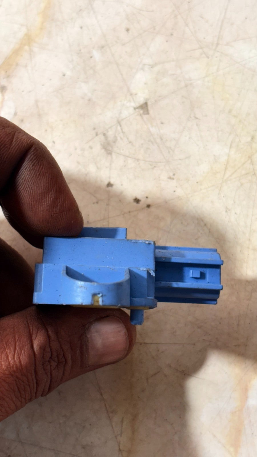 Vw Golf crash sensor relay 1K0 955 557 A