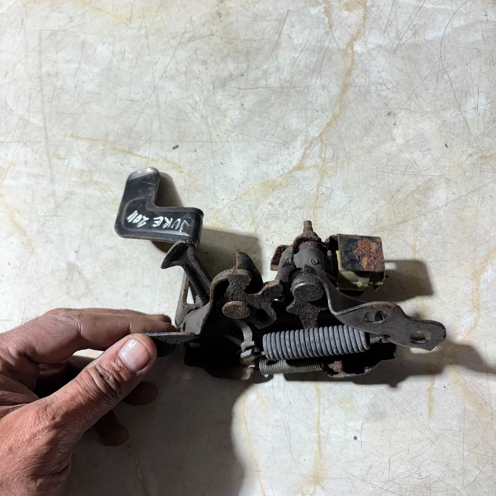 Nissan Juke 2011 BONNET LOCK HOOD CATCH