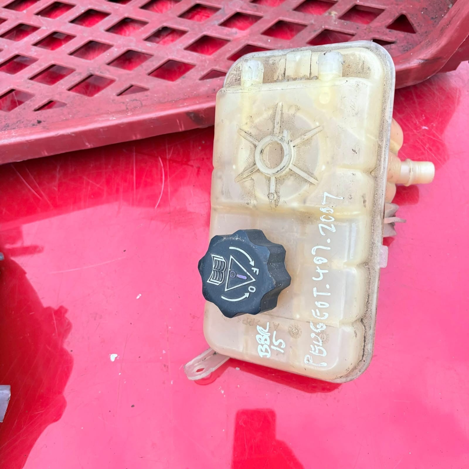 Peugeot 407 2004-2011 Coolant Expansion Tank Reservoir Bottle 1323S7 1323S8