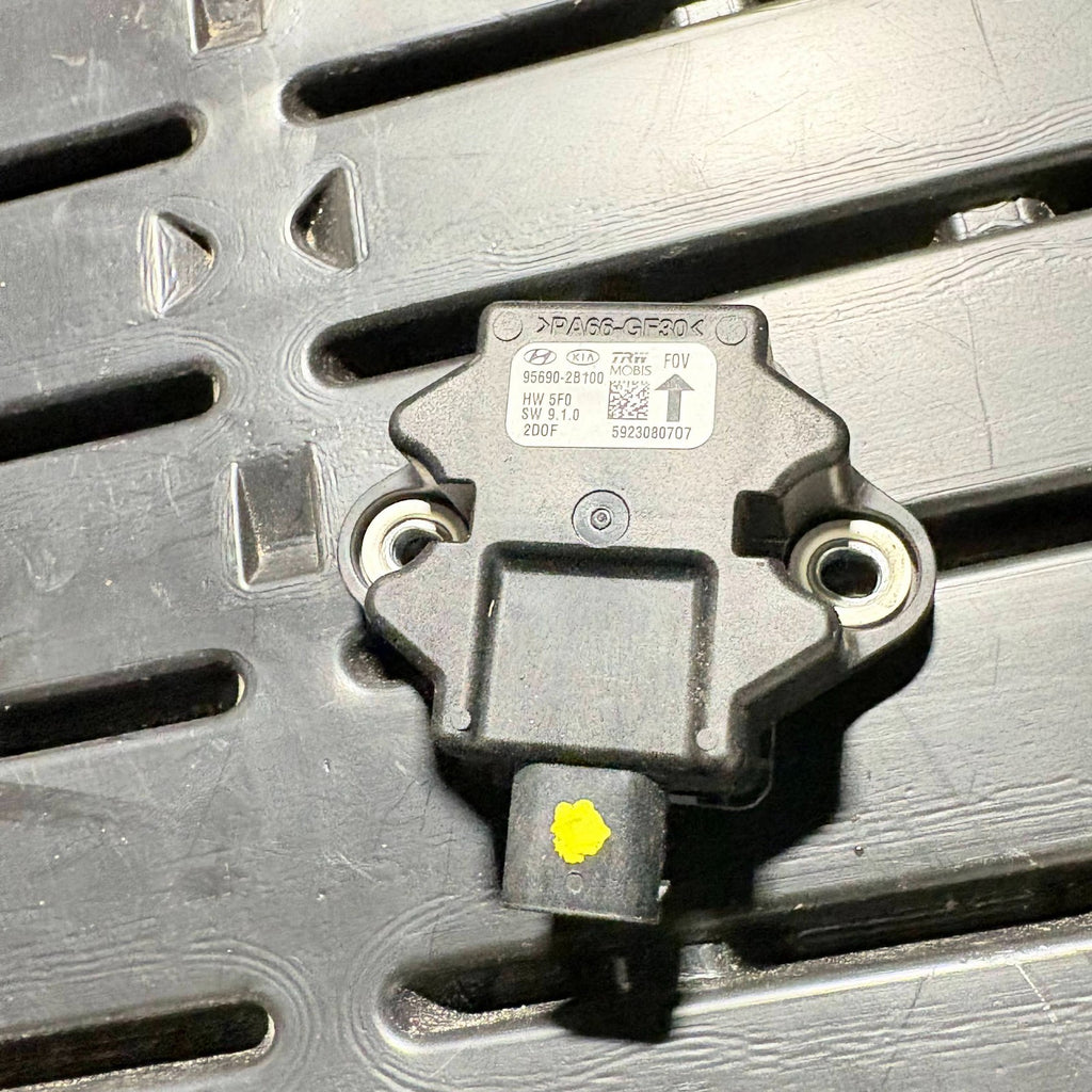 Hyundai i20 MK1 2008-2014 Yaw Rate Sensor ESP 95690-2B100