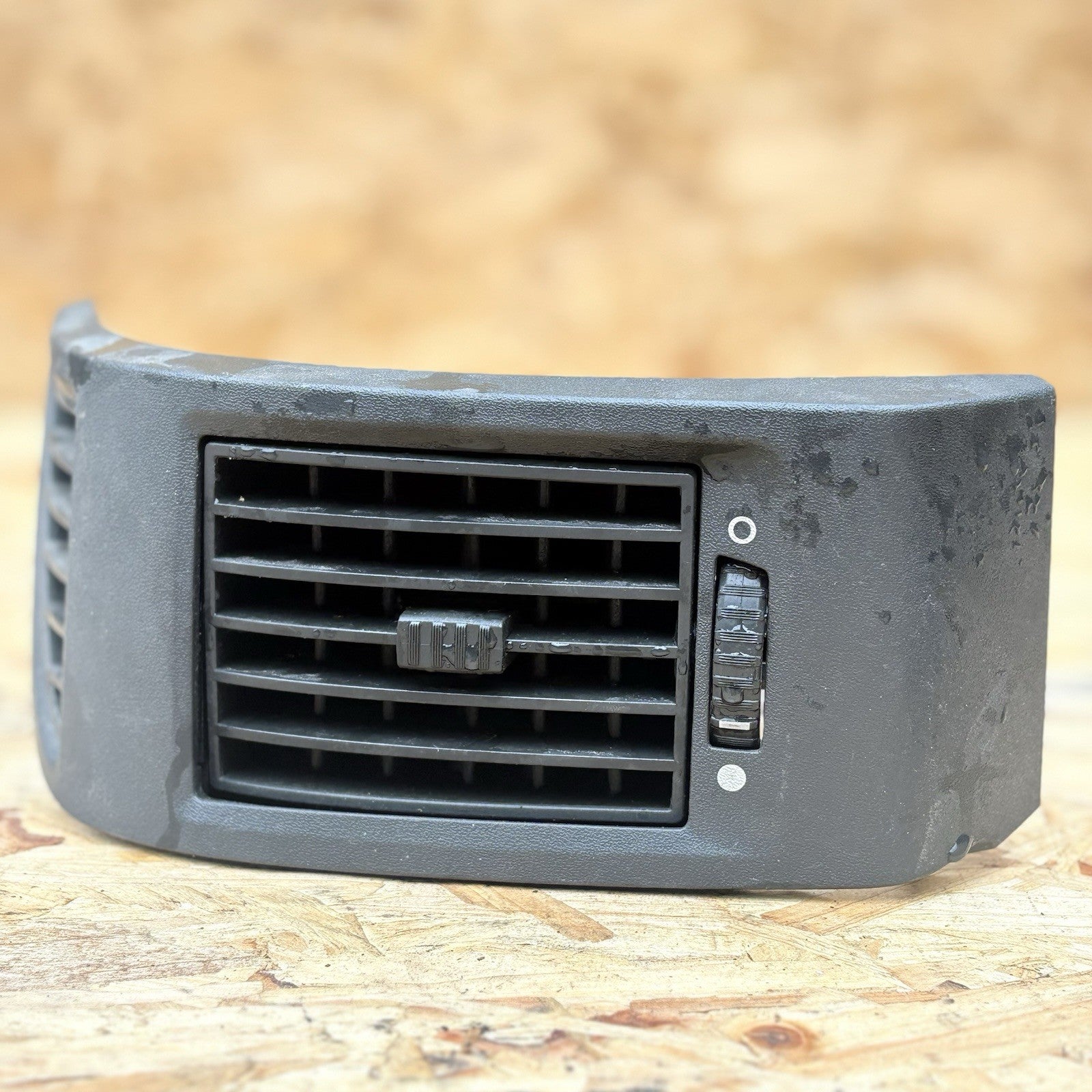 Peugeot Boxer Relay MK3 2020 N/S passenger left front dash Air vent 385823