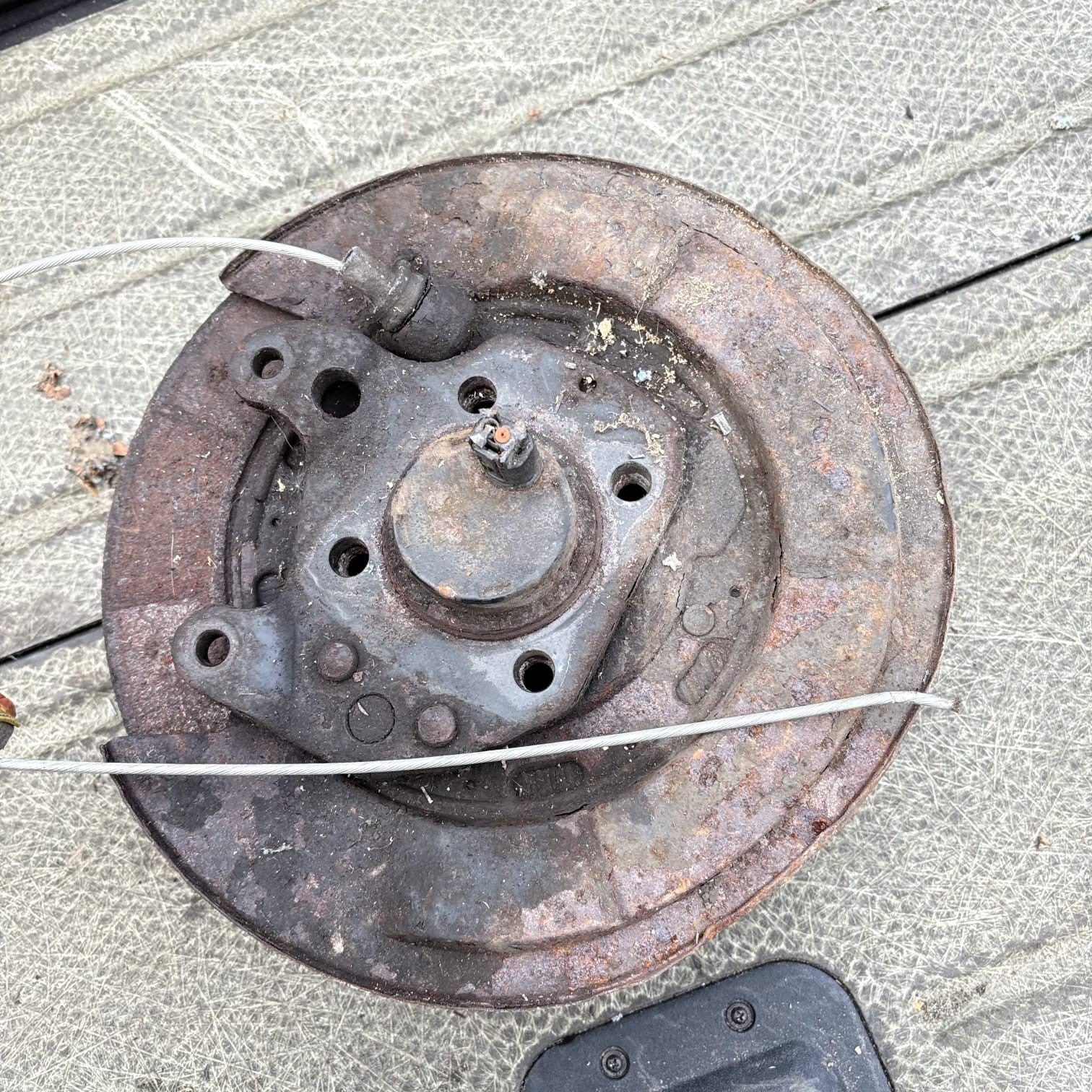 33837 A5 TOYOTA COROLLA VERSO 2.O D4D PASSENGER REAR HUB