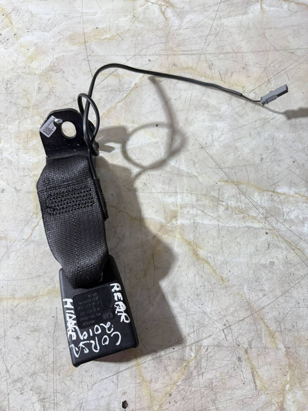 VAUXHALL CORSA E 2014-2019 REAR CENTRE MIDDLE SEAT BELT BUCKLE CLIP