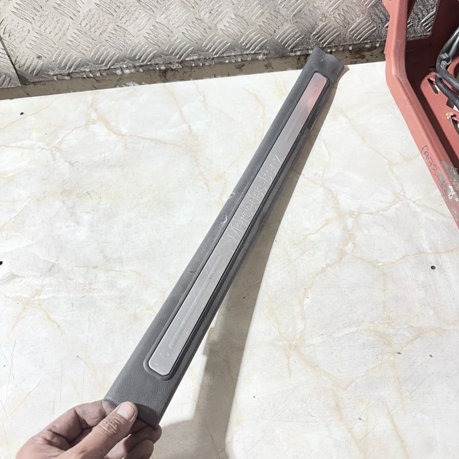 MERCEDES-BENZ A CLASS A150 2008 DOOR SILL TRIM REAR LEFT PASSENGER SIDE
