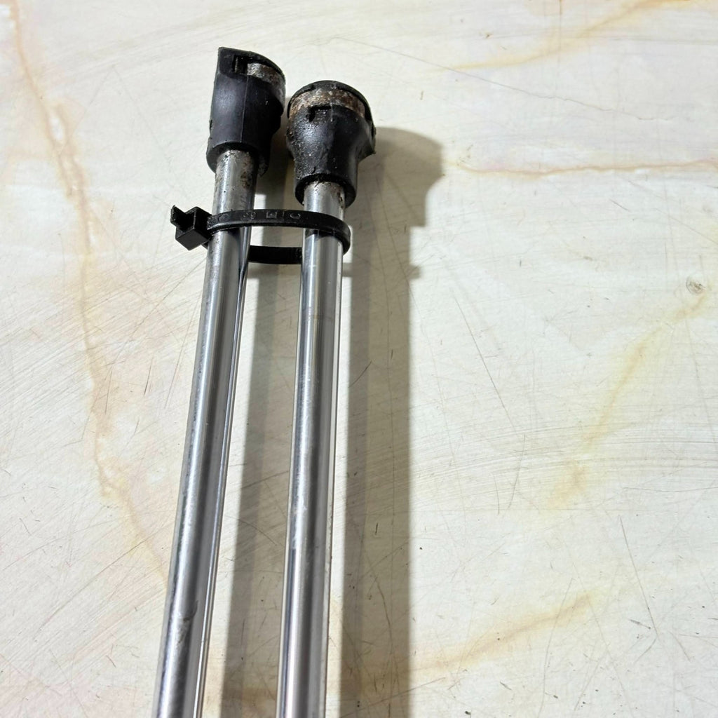 Renault Clio Mk2 1998-2005 Rear Tailgate Boot Gas Struts Pair 7700842256C Hatch