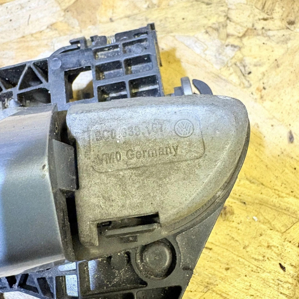 Volkswagen PASSAT B6 2007 Passenger rear door exterior handle 3C0839167