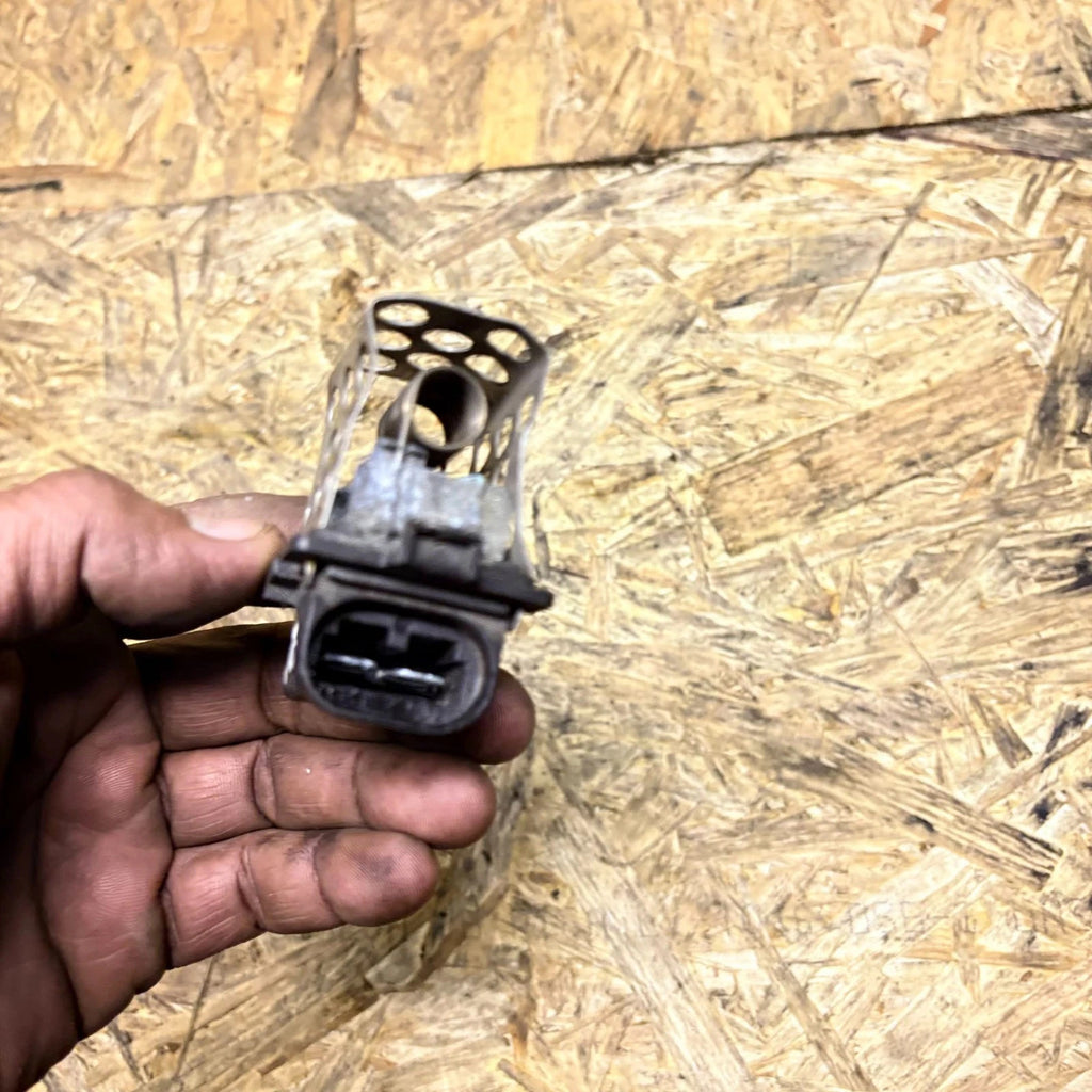 Nissan Note 2011 Blower Fan Regulator (Fan Control Switch Relay )
