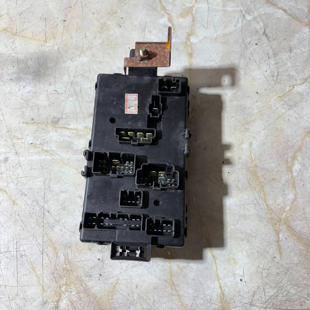 Daihatsu Fuse box 82600-87411 2000-2006
