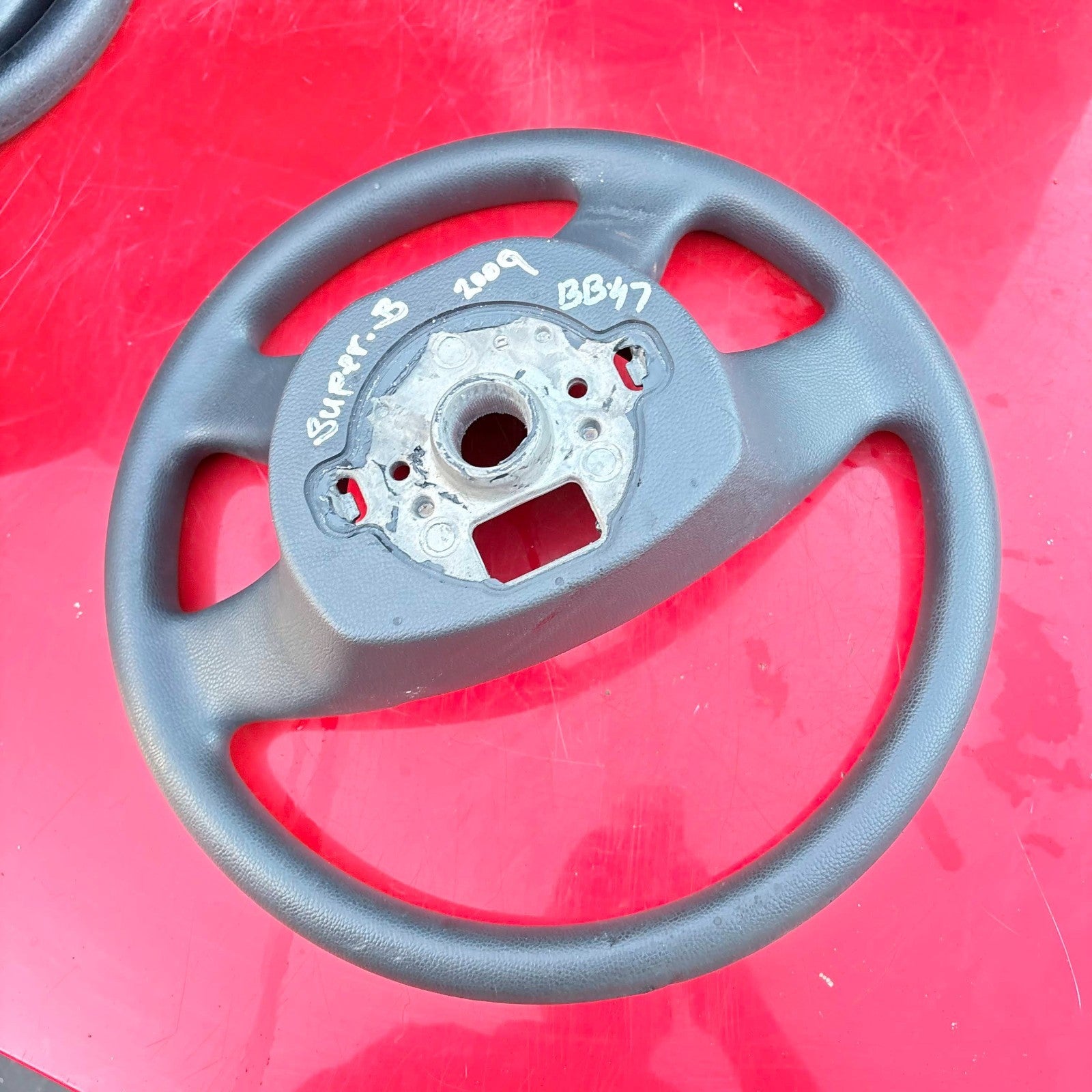 SKODA SUPERB STEERING WHEEL 4 SPOKE 3T0419091 2009