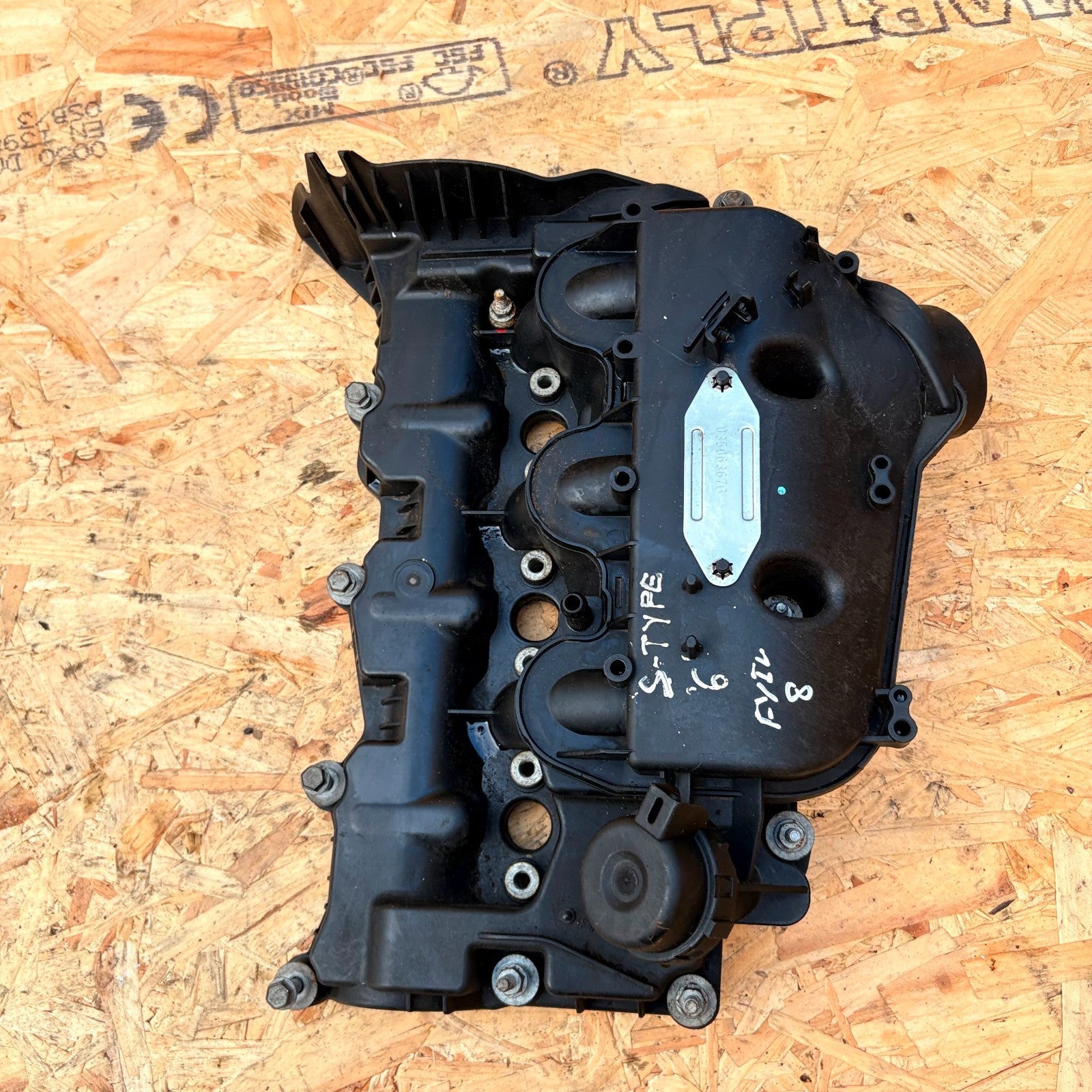 Jaguar S-type 2000-2008 Rocker Engine Cover