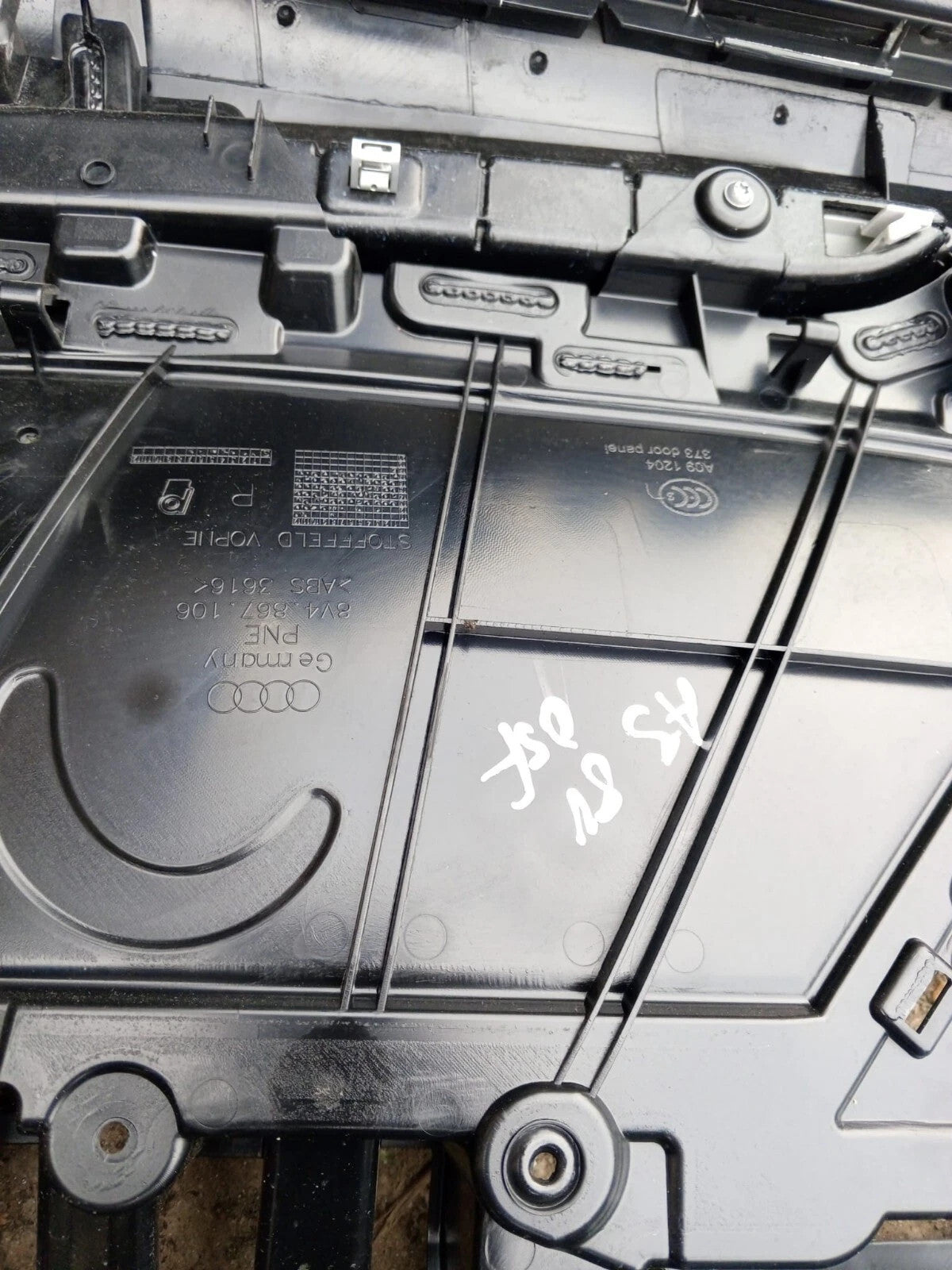 AUDI A3 DOOR CARD MK3 8V A5 TDI SPORT DOOR PANEL RIGHT SIDE FRONT 8V3867106