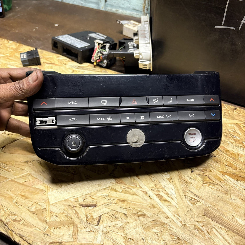 Jaguar XE XF F-Pace 2016-2017 Heater Climate Control Panel T2H5425 GX63-18C858-G