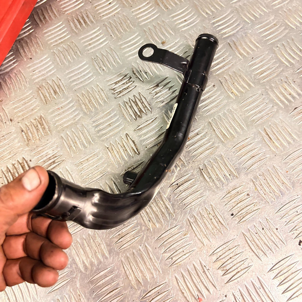 RANGE ROVER VELAR 2017-2024 WATER COOLANT HOSE PIPE G4D3-8A512-AF