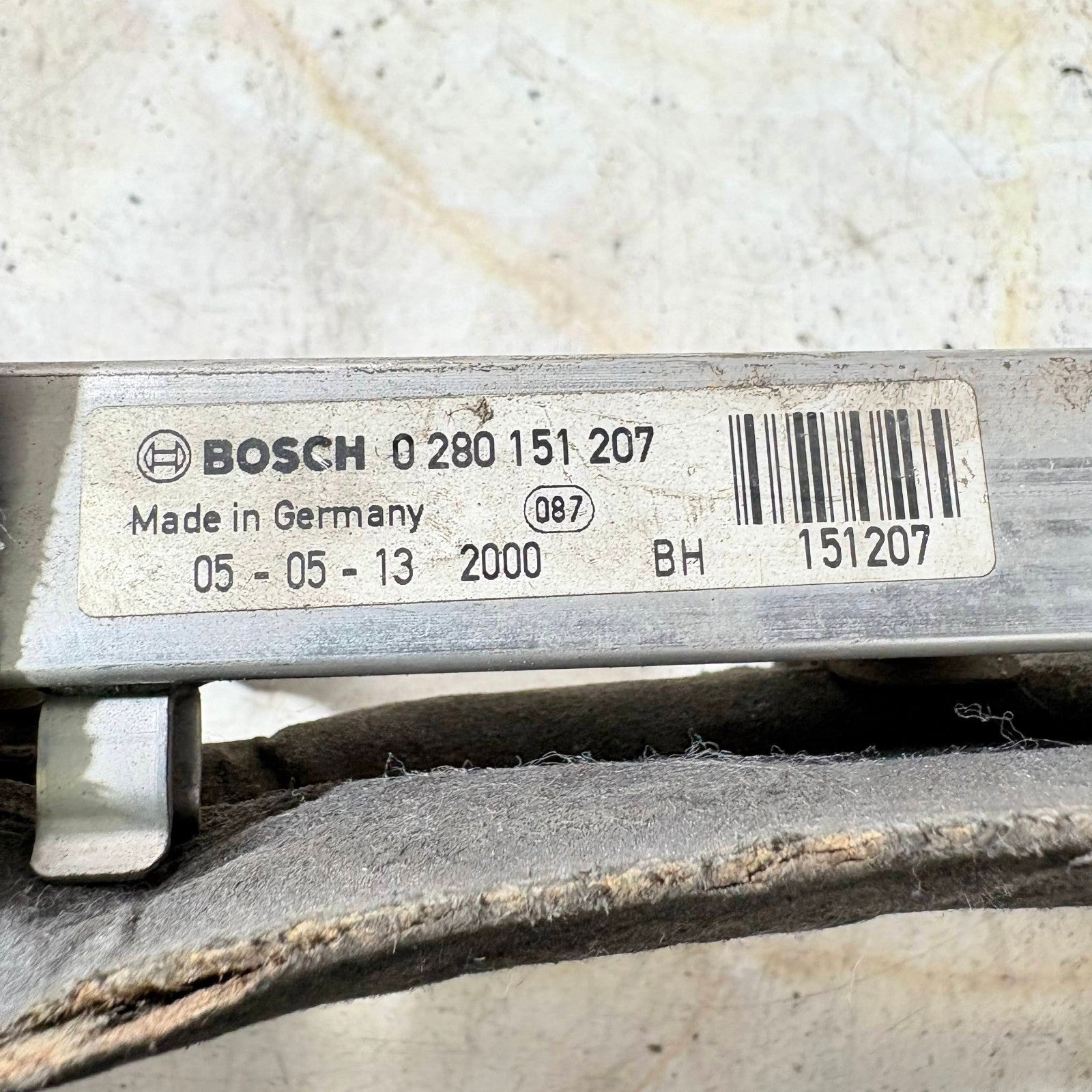 VAUXHALL CORSA D FUEL RAIL & INJECTORS 0280151207 BOSCH