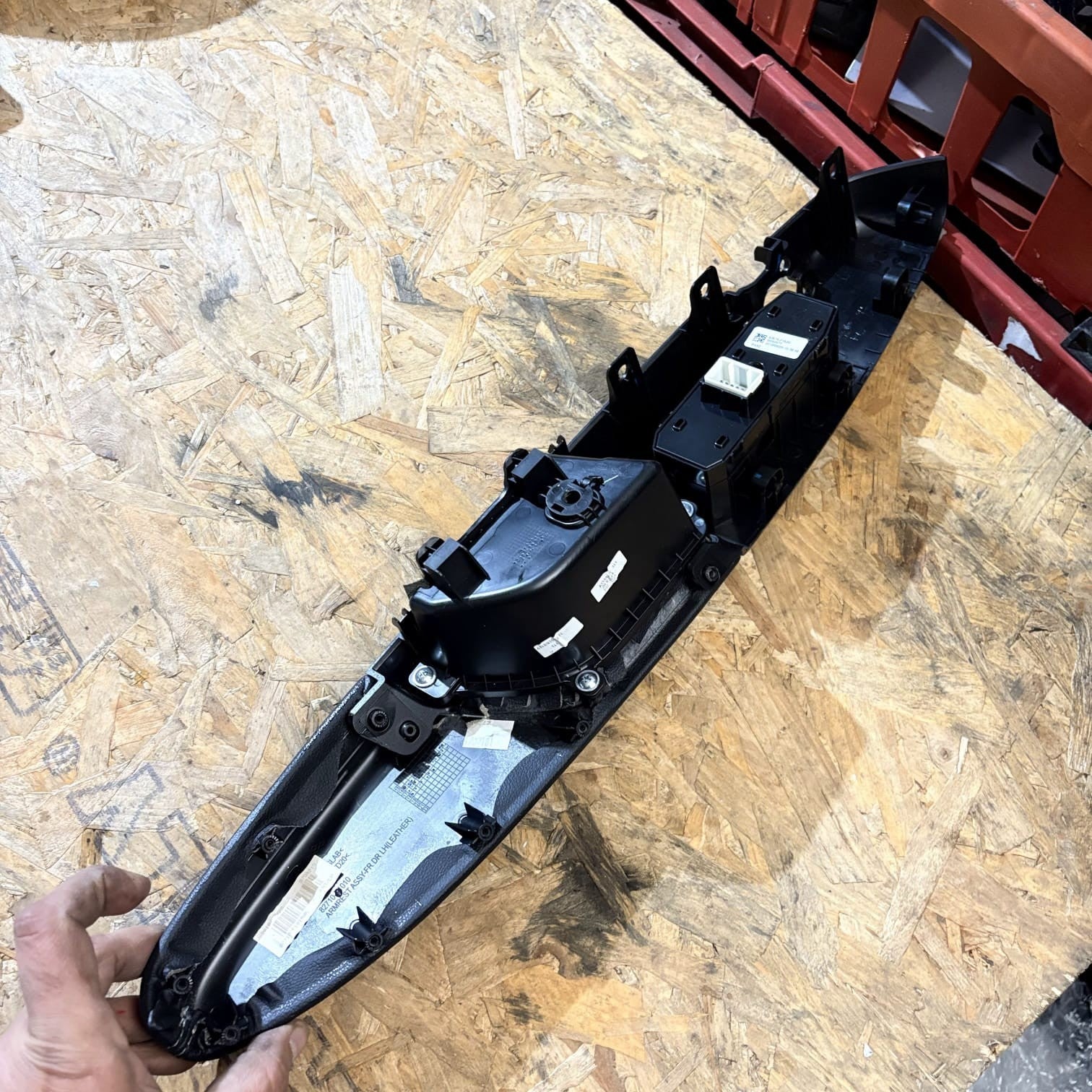 Kia Sportage MK4 QL 2016-2022 Front Left Window Switch 93575-F1520
