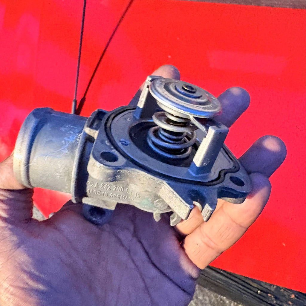 CHRYSLER 2007 Thermostat Housing A 642 200 03 15