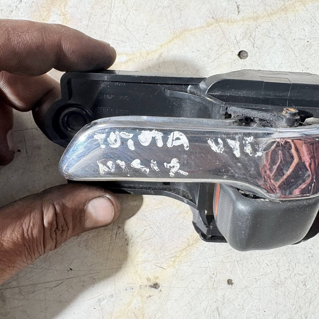 Nissan X-Trail T30 Front Left Passenger Interior Door Handle (Inner) 2001-2007 D